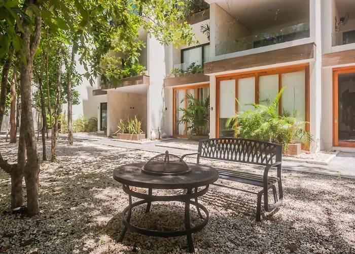 Tullum Bee * Tulum